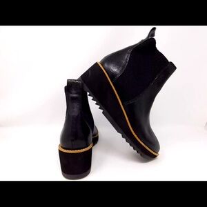 Eileen Fisher Women's Boots Lilou Wedge Chelsea Black Embossed Leather Size 5.5